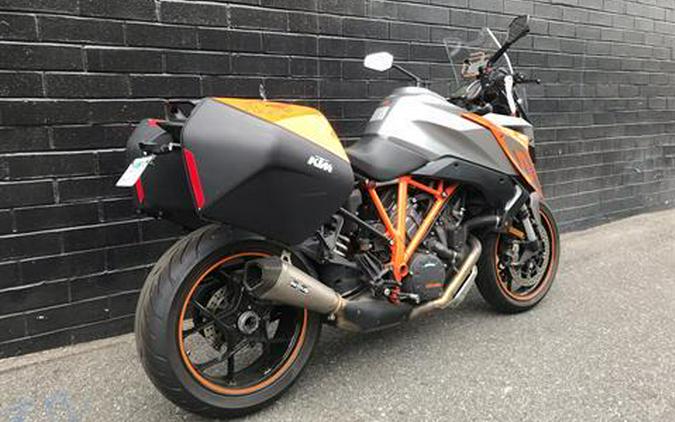 2017 KTM 1290 Super Duke GT