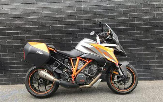 2017 KTM 1290 Super Duke GT