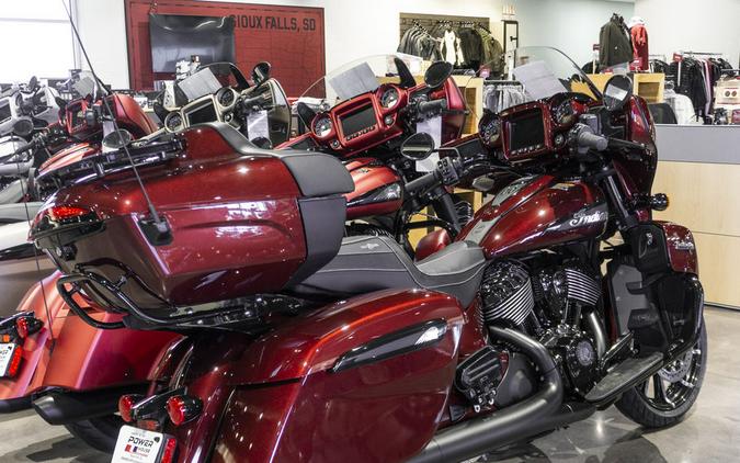 2024 Indian Motorcycle® Roadmaster® Dark Horse® Maroon Metallic