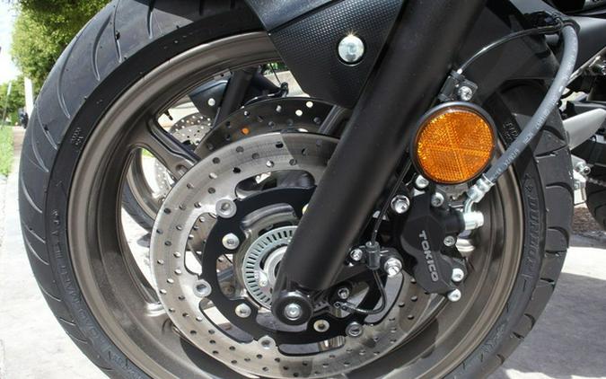 2025 Suzuki SV650 ABS