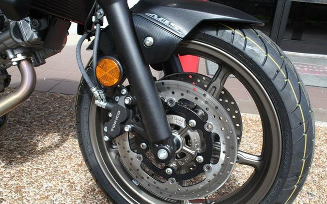 2025 Suzuki SV650 ABS