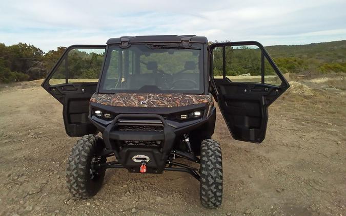 2026 Can-Am Defender MAX XT CAB HD11