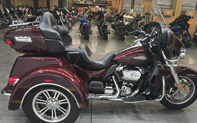 FLHTCUTG 2019 Tri Glide® Ultra