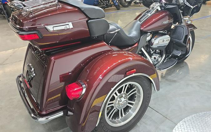 FLHTCUTG 2019 Tri Glide® Ultra