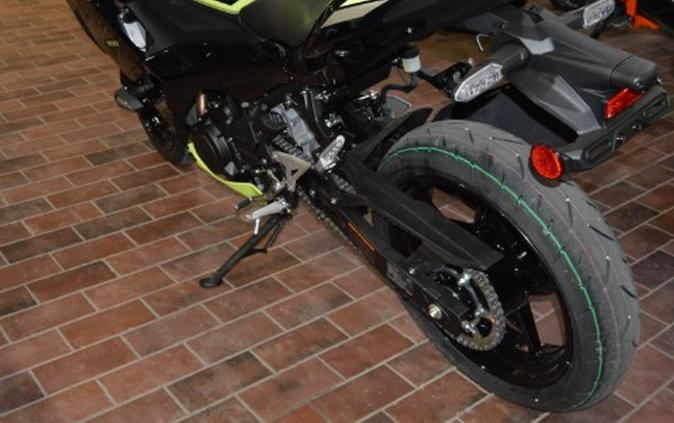 2026 Kawasaki Ninja® 500 SE ABS