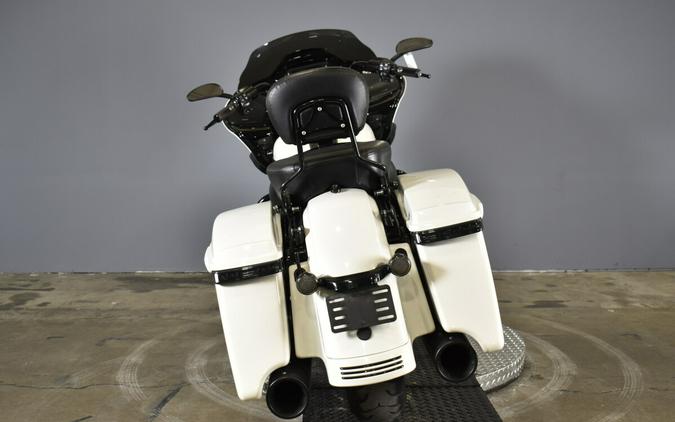 2018 Harley-Davidson Road Glide Special Bonneville Salt Pearl