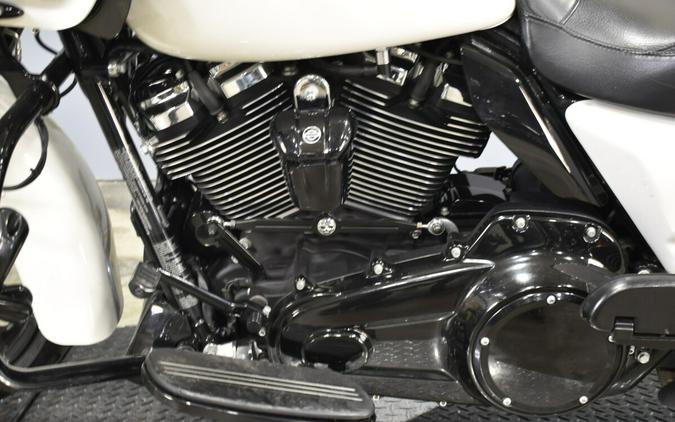 2018 Harley-Davidson Road Glide Special Bonneville Salt Pearl