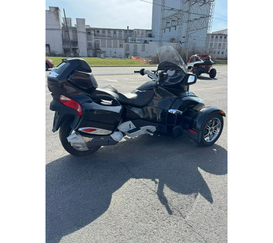 2010 Can-Am Spyder™ RT-S SE5