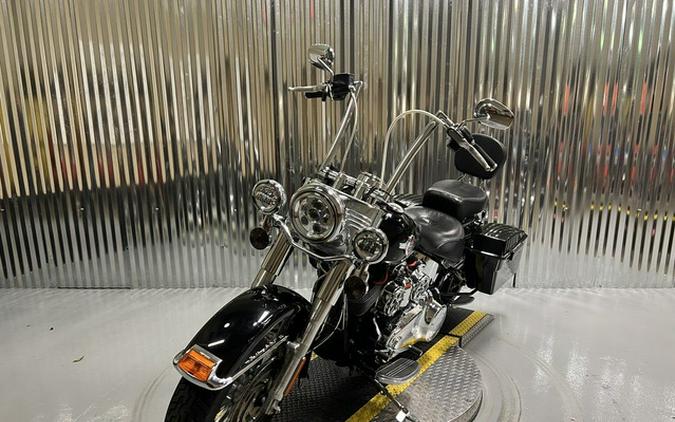 2016 Harley-Davidson Softail FLSTC - Heritage Classic
