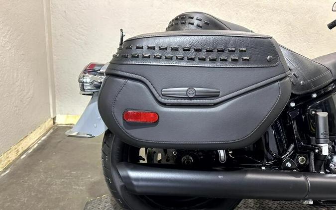 2026 Harley-Davidson® Heritage Classic® DRK BILIARD GRY
