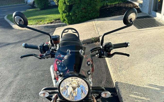 2019 Triumph Street Twin Base