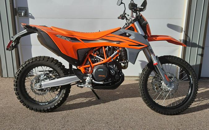 2023 KTM 690 Enduro R