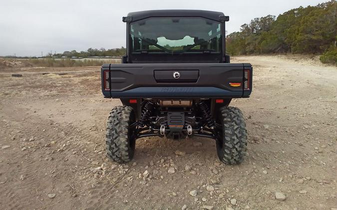 2026 Can-Am Defender MAX XT CAB HD11