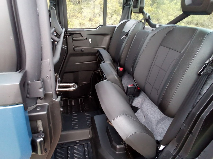 2026 Can-Am Defender MAX XT CAB HD11