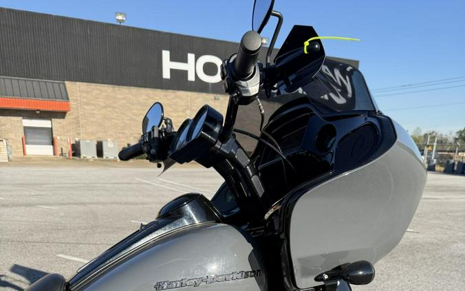 FLTRK 2022 Road Glide Limited