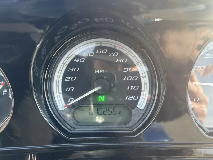 2023 Harley-Davidson® Ultra Limited FLHTK BIL BLU/BIL GRY