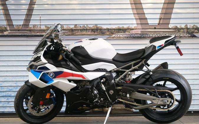 2026 BMW M 1000 RR Light White / M Motorsport