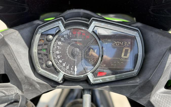 2020 Kawasaki Ninja 400 Base