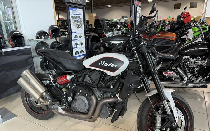 2022 Indian FTR 1200 S , WHITE SMOKE, 49ST