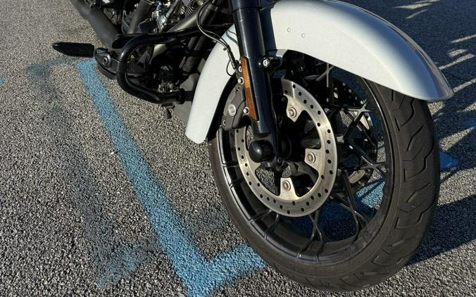 FLHXS 2023 Street Glide Special