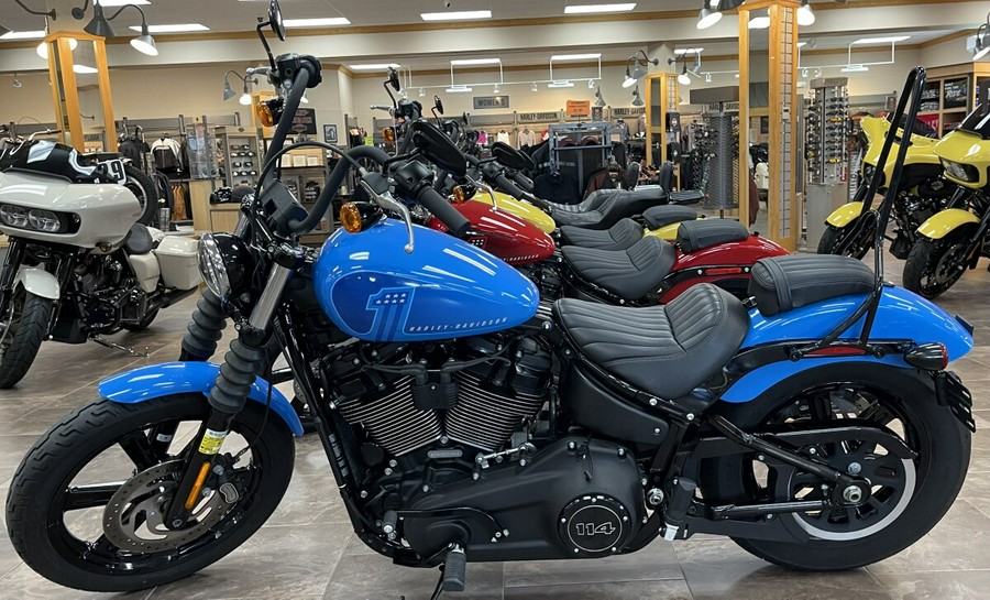 2022 Harley-Davidson Street Bob 114 Fastback Blue