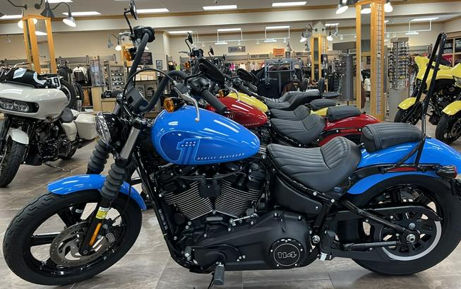 2022 Harley-Davidson Street Bob 114 Fastback Blue