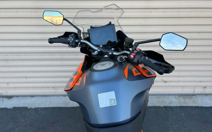 2024 KTM 1290 Super Duke GT