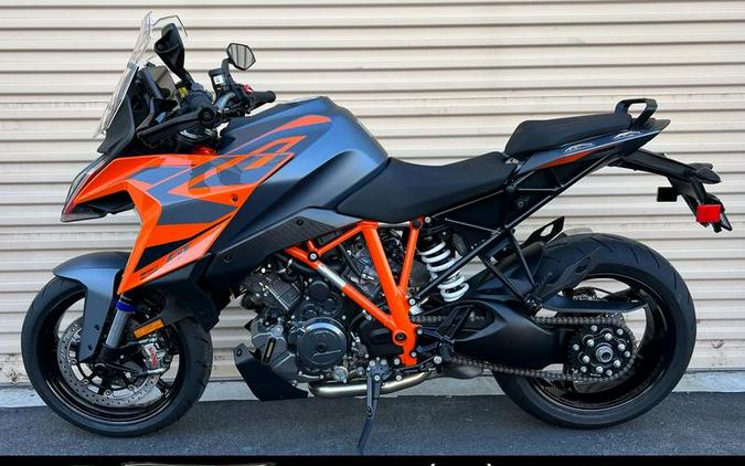 2024 KTM 1290 Super Duke GT