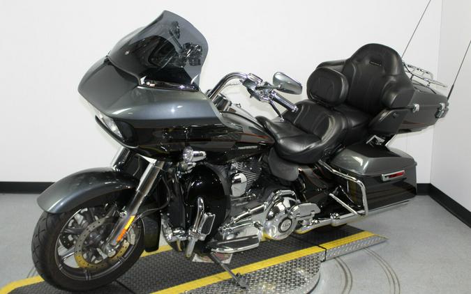 Harley-Davidson CVO Road Glide Ultra 2016 FLTRUSE 951619T CHR SL