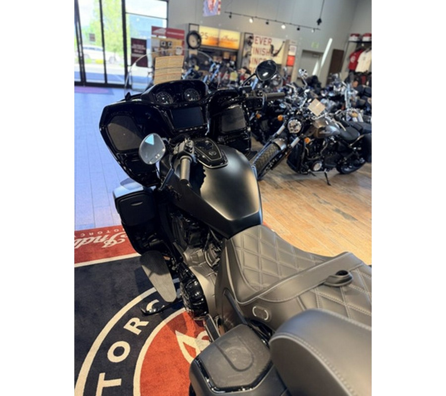 2026 Indian Pursuit Dark Horse 112 w/ PowerBand Audio Black Smoke