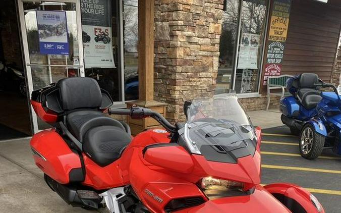 2023 Can-Am® Spyder F3 Limited Platine Wheels