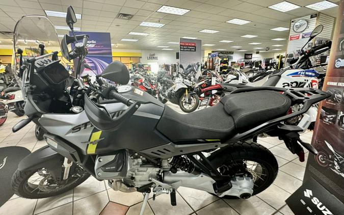 2024 Moto Guzzi Stelvio
