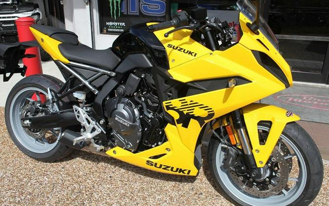 2025 Suzuki GSX-8R