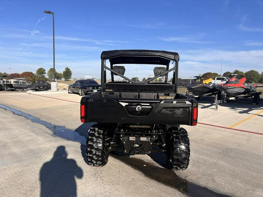 2023 Can-Am® Defender DPS HD9 Tundra Green