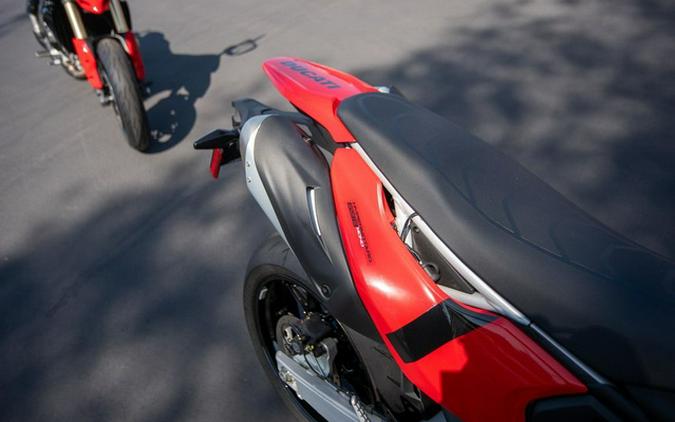 2024 Ducati HYPERMOTARD 698
