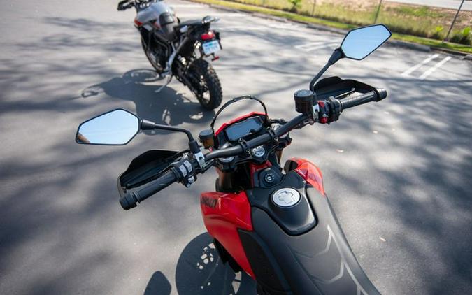 2024 Ducati HYPERMOTARD 698