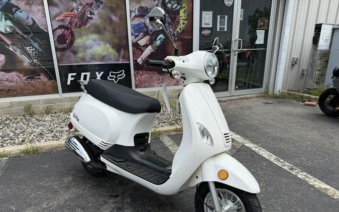 2026 WOLF BRAND SCOOTERS LUCKY