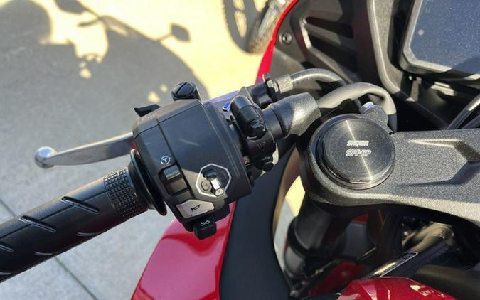 2025 Honda CBR650R E-Clutch