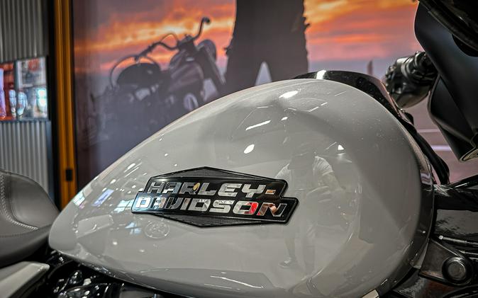 2025 Harley-Davidson® Street Glide™