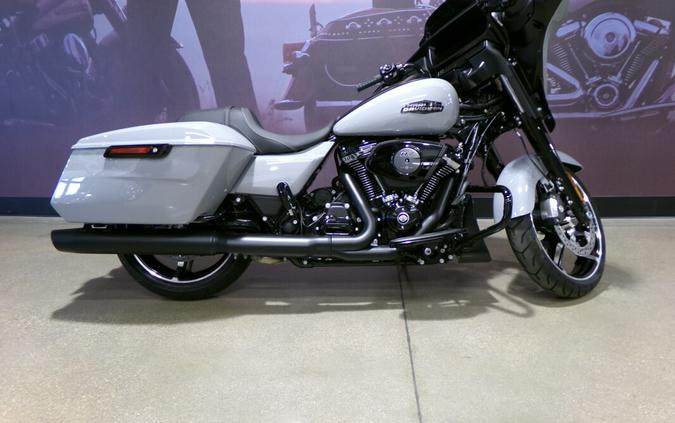 2025 Harley-Davidson® Street Glide™