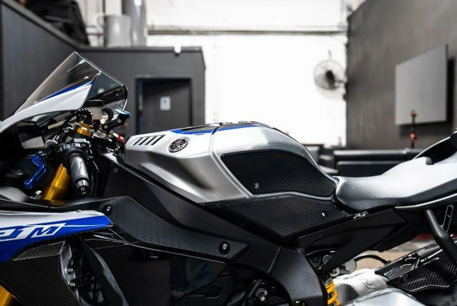 2018 Yamaha YZF-R1M