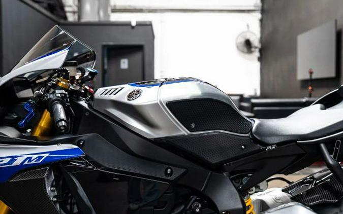 2018 Yamaha YZF-R1M