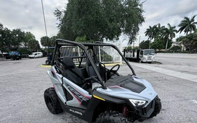 2024 Polaris RZR 200 EFI