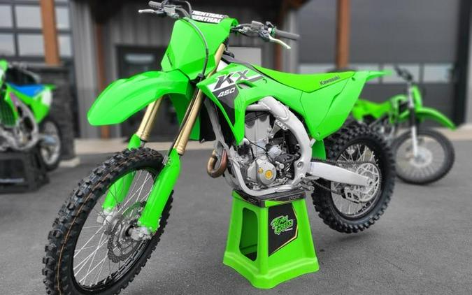 2024 Kawasaki KX450 First Look [9 Fast Facts, Specs, Photos]