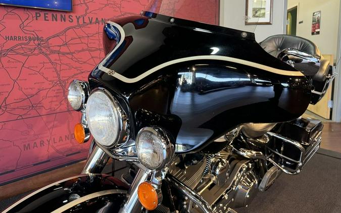 2003 Harley-Davidson® FLHTCUI - Electra Glide® Ultra Classic® Injection