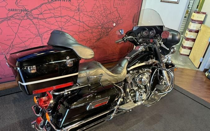 2003 Harley-Davidson® FLHTCUI - Electra Glide® Ultra Classic® Injection