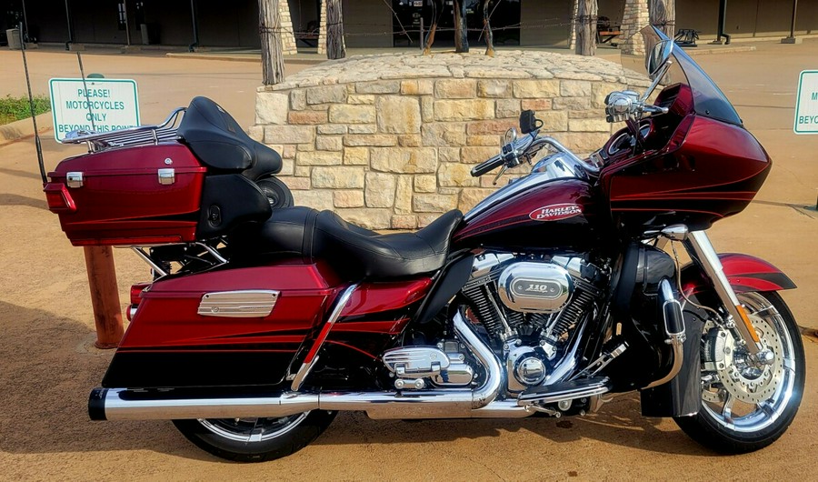 2011 Harley-Davidson® CVO™ Road Glide® Ultra Rio Red and Black Embe