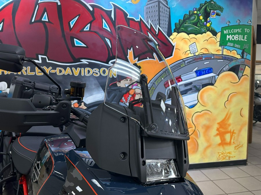 2025 Harley-Davidson CVO™ Pan America®