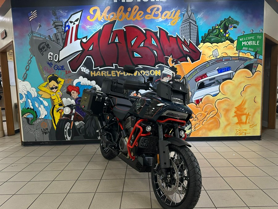 2025 Harley-Davidson CVO™ Pan America®