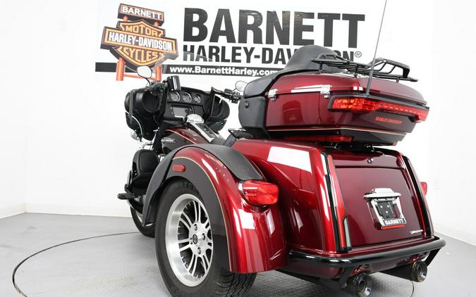 2015 Harley-Davidson® FLHTCUTG Tri Glide® Ultra